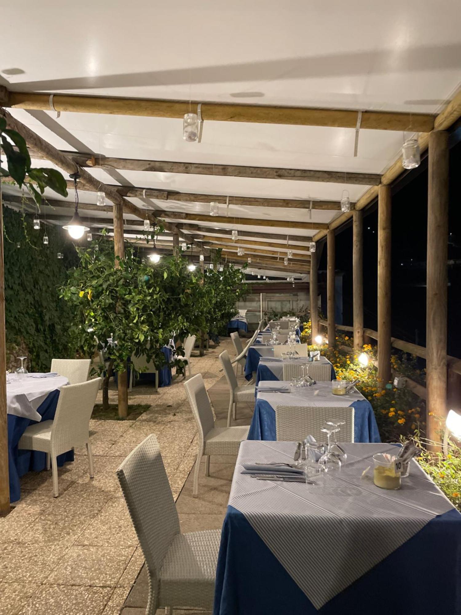 פורורה Villa Pino מראה חיצוני תמונה