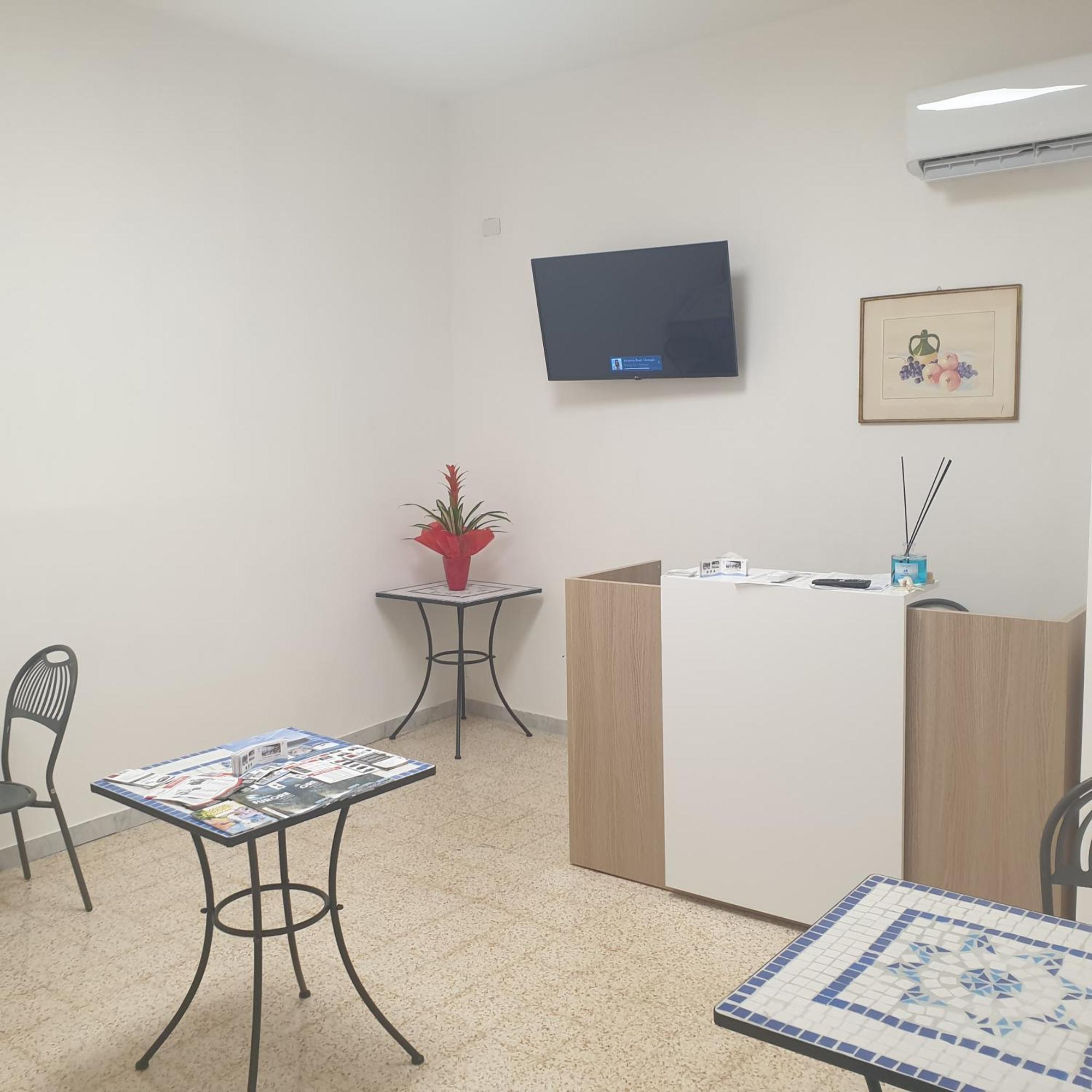 פורורה Villa Pino מראה חיצוני תמונה